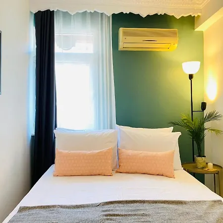 Amazing Flat With Terrace In Besiktas Istanbul