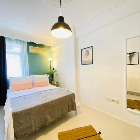 Apartment Amazing Flat With Terrace In Besiktas *