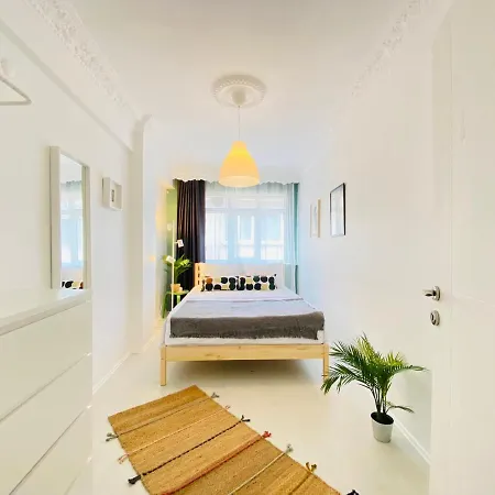 Amazing Flat With Terrace In Besiktas *